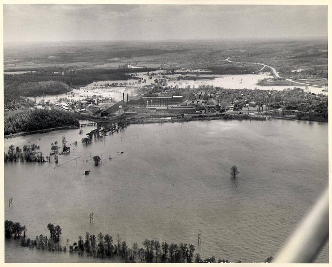 CrystalCityFlood1943.jpg